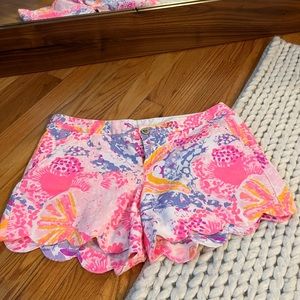 Lilly Pulitzer Buttercup Shorts size 8